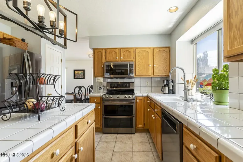 4490 Reddawn, Reno, Nevada 89523, 4 Bedrooms Bedrooms, ,3 BathroomsBathrooms,Residential,Residential,Reddawn,260003371