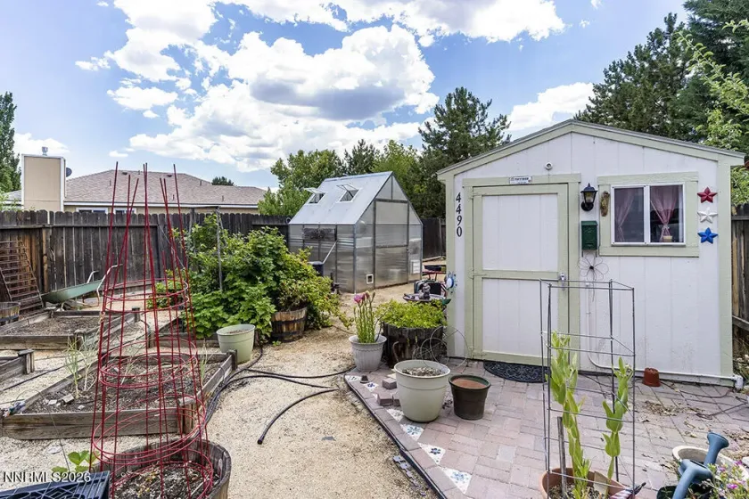 4490 Reddawn, Reno, Nevada 89523, 4 Bedrooms Bedrooms, ,3 BathroomsBathrooms,Residential,Residential,Reddawn,260003371