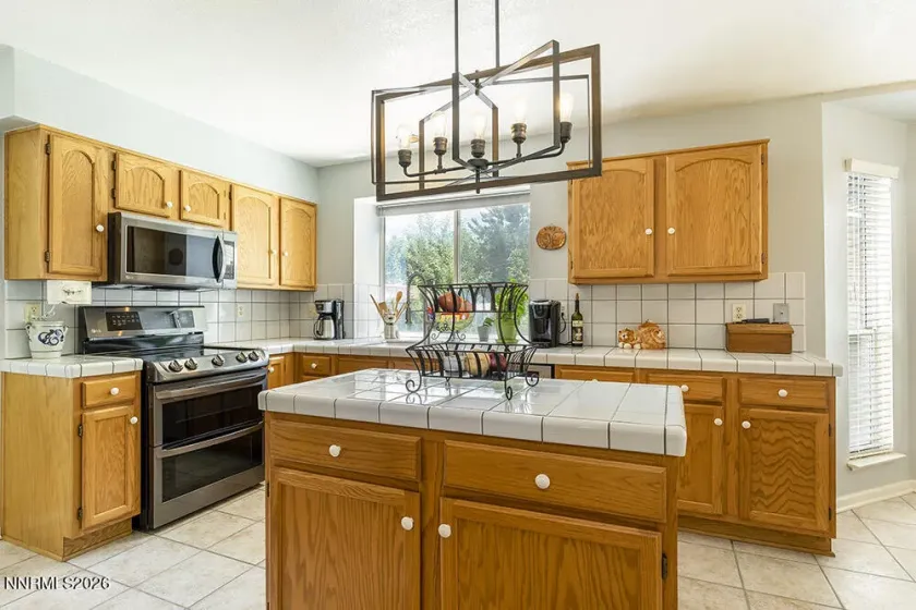 4490 Reddawn, Reno, Nevada 89523, 4 Bedrooms Bedrooms, ,3 BathroomsBathrooms,Residential,Residential,Reddawn,260003371