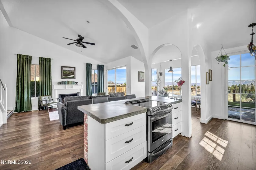 3332 Skyline View, Reno, Nevada 89509, 4 Bedrooms Bedrooms, ,3 BathroomsBathrooms,Residential,Residential,Skyline View,260003374