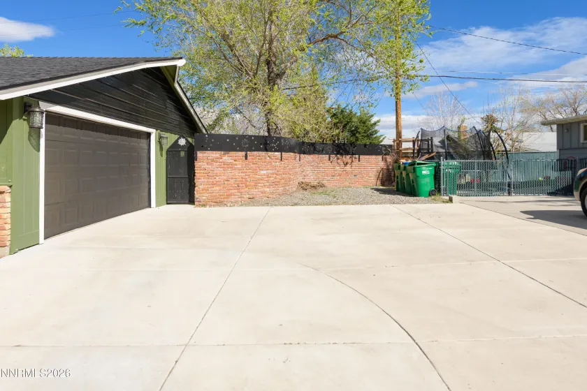 901 Sharrow, Carson City, Nevada 89703, 4 Bedrooms Bedrooms, ,3 BathroomsBathrooms,Residential,Residential,Sharrow,260003384