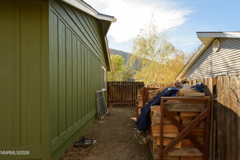 901 Sharrow, Carson City, Nevada 89703, 4 Bedrooms Bedrooms, ,3 BathroomsBathrooms,Residential,Residential,Sharrow,260003384