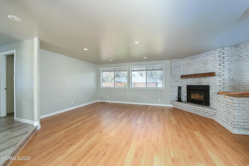 901 Sharrow, Carson City, Nevada 89703, 4 Bedrooms Bedrooms, ,3 BathroomsBathrooms,Residential,Residential,Sharrow,260003384