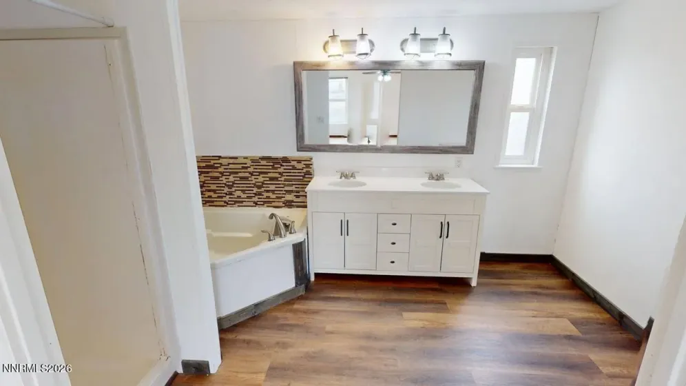 1505 Lindsey, Battle Mountain, Nevada 89820, 3 Bedrooms Bedrooms, ,2 BathroomsBathrooms,Residential,Residential,Lindsey,260001442