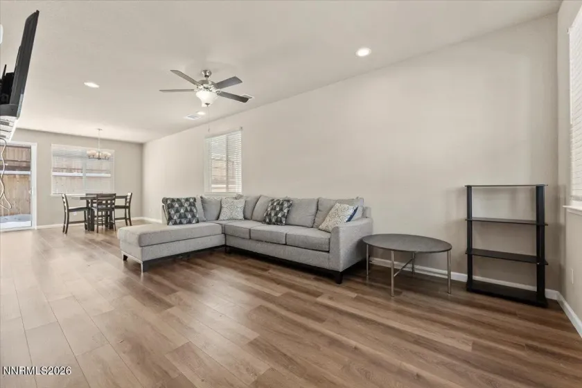 3558 Penn Nat'L, Reno, Nevada 89512, 4 Bedrooms Bedrooms, ,3 BathroomsBathrooms,Residential,Residential,Penn Nat'L,260001948