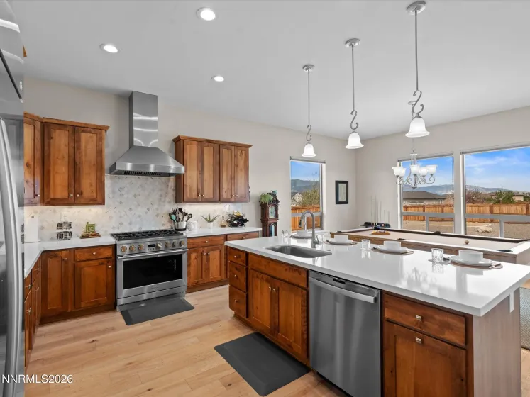 921 Rain Shadow Way - double ovens