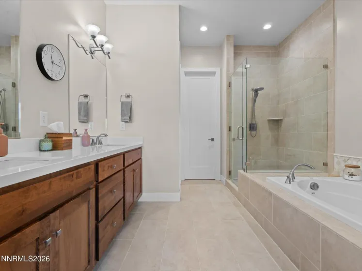 921 Rain Shadow Way - Quartz counters marble mosaic backsplash