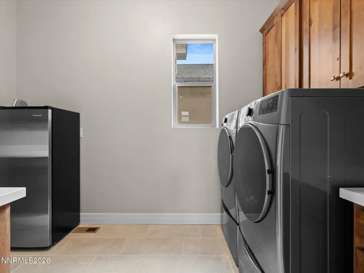 921 Rain Shadow, Gardnerville, Nevada 89460, 4 Bedrooms Bedrooms, ,4 BathroomsBathrooms,Residential,Residential,Rain Shadow,260003386