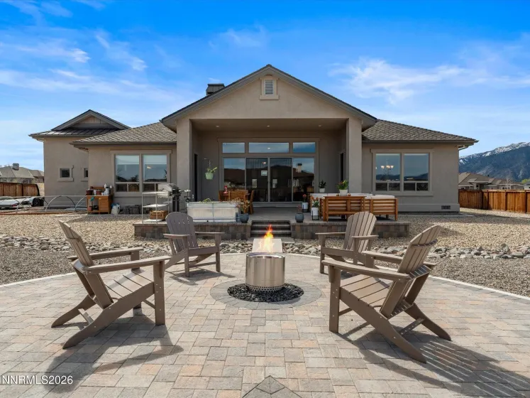 921 Rain Shadow Way - extended parver patio heart shape