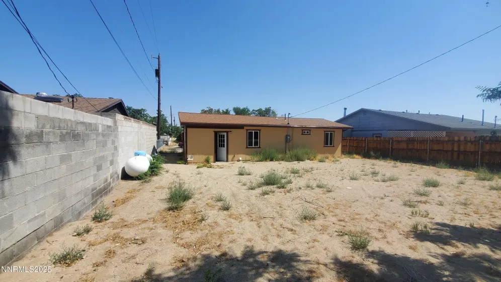 122 Harrison, Hawthorne, Nevada 89415, 2 Bedrooms Bedrooms, ,1 BathroomBathrooms,Residential,Residential,Harrison,250053227