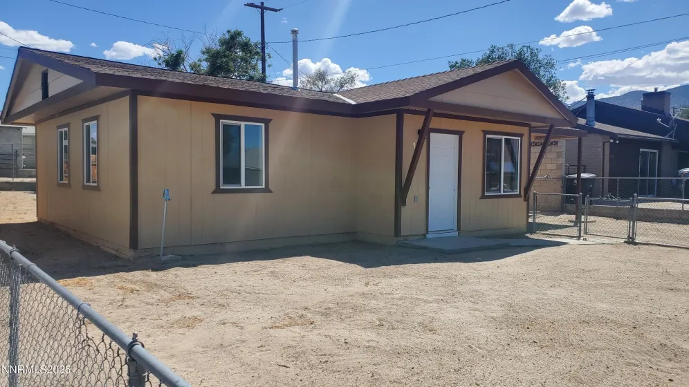 122 Harrison, Hawthorne, Nevada 89415, 2 Bedrooms Bedrooms, ,1 BathroomBathrooms,Residential,Residential,Harrison,250053227