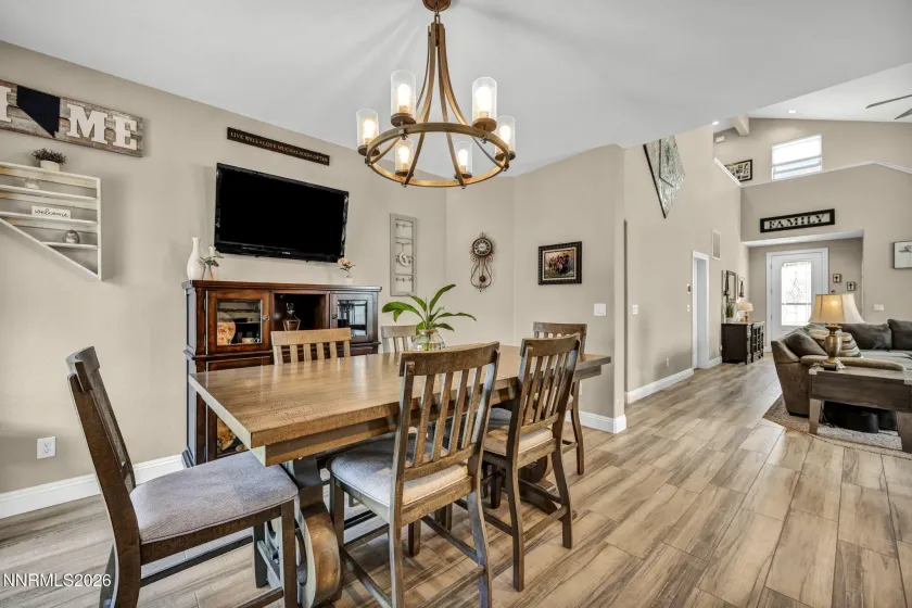 1760 Dogleg, Carson City, Nevada 89701, 4 Bedrooms Bedrooms, ,3 BathroomsBathrooms,Residential,Residential,Dogleg,260003395