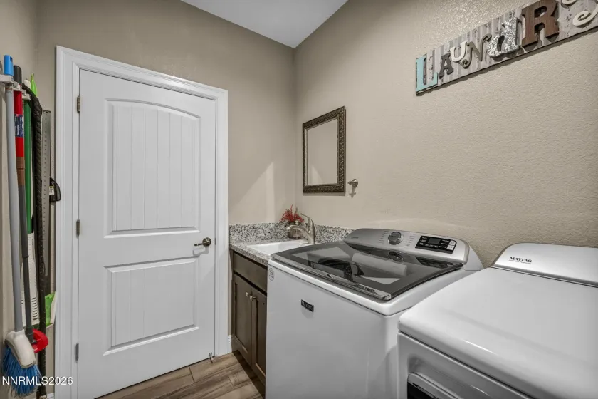 1760 Dogleg, Carson City, Nevada 89701, 4 Bedrooms Bedrooms, ,3 BathroomsBathrooms,Residential,Residential,Dogleg,260003395