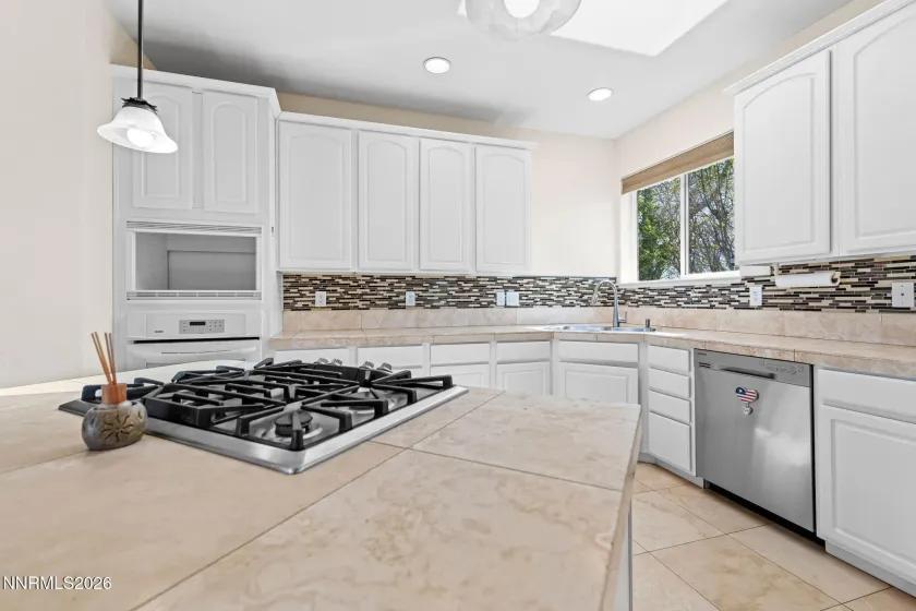 1935 Alta Vista, Fernley, Nevada 89408, 3 Bedrooms Bedrooms, ,3 BathroomsBathrooms,Residential,Residential,Alta Vista,260003396