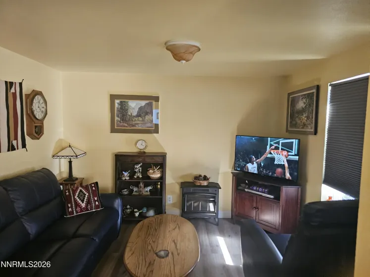 118 Mark, Gardnerville, Nevada 89410, 2 Bedrooms Bedrooms, ,2 BathroomsBathrooms,Residential,Residential,Mark,260003398