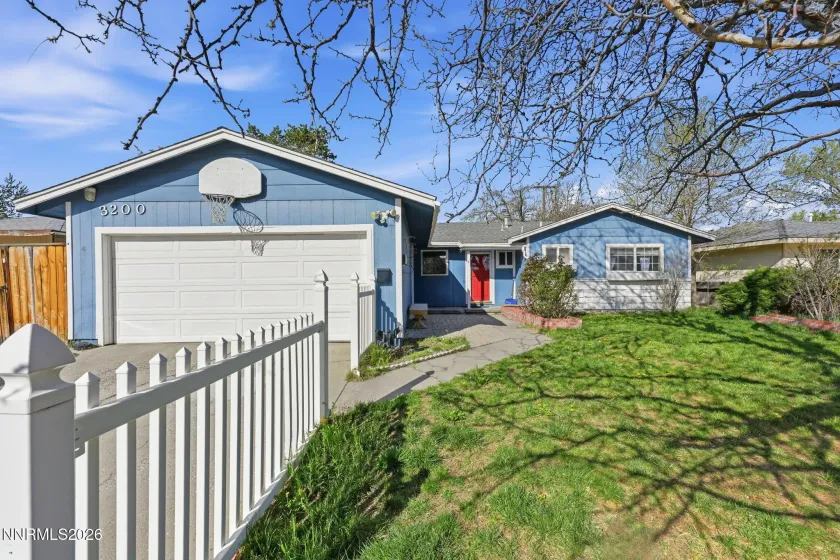 3200 Pine, Carson City, Nevada 89706, 3 Bedrooms Bedrooms, ,2 BathroomsBathrooms,Residential,Residential,Pine,260003402