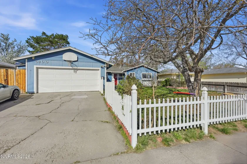 3200 Pine, Carson City, Nevada 89706, 3 Bedrooms Bedrooms, ,2 BathroomsBathrooms,Residential,Residential,Pine,260003402