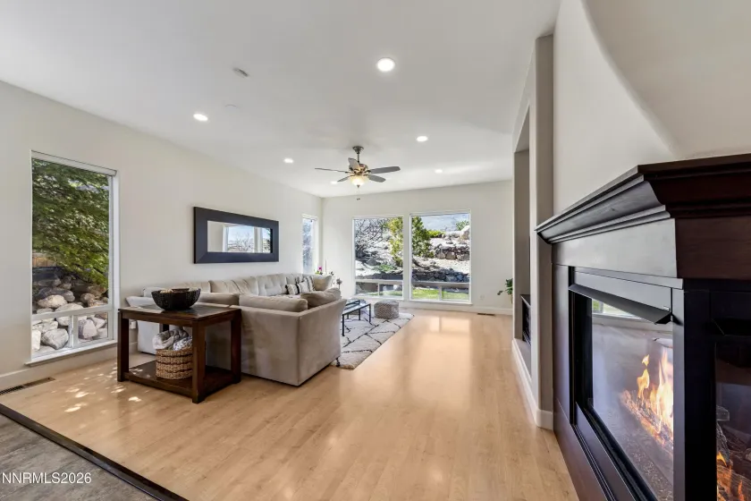 617 Rabbit Ridge, Reno, Nevada 89511, 3 Bedrooms Bedrooms, ,3 BathroomsBathrooms,Residential,Residential,Rabbit Ridge,260003405