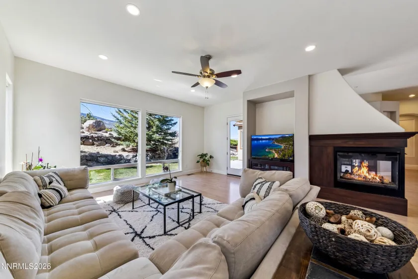 617 Rabbit Ridge, Reno, Nevada 89511, 3 Bedrooms Bedrooms, ,3 BathroomsBathrooms,Residential,Residential,Rabbit Ridge,260003405