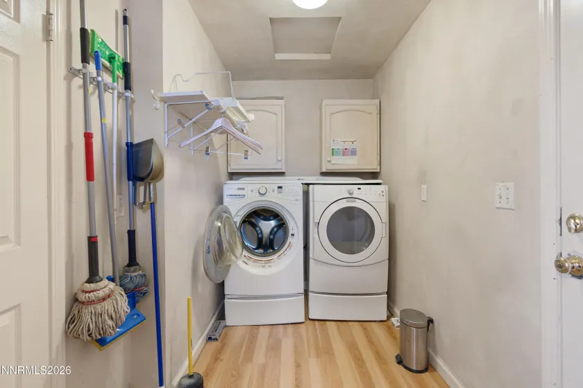 726 Pinto, Gardnerville, Nevada 89410, 3 Bedrooms Bedrooms, ,3 BathroomsBathrooms,Residential,Residential,Pinto,260003407