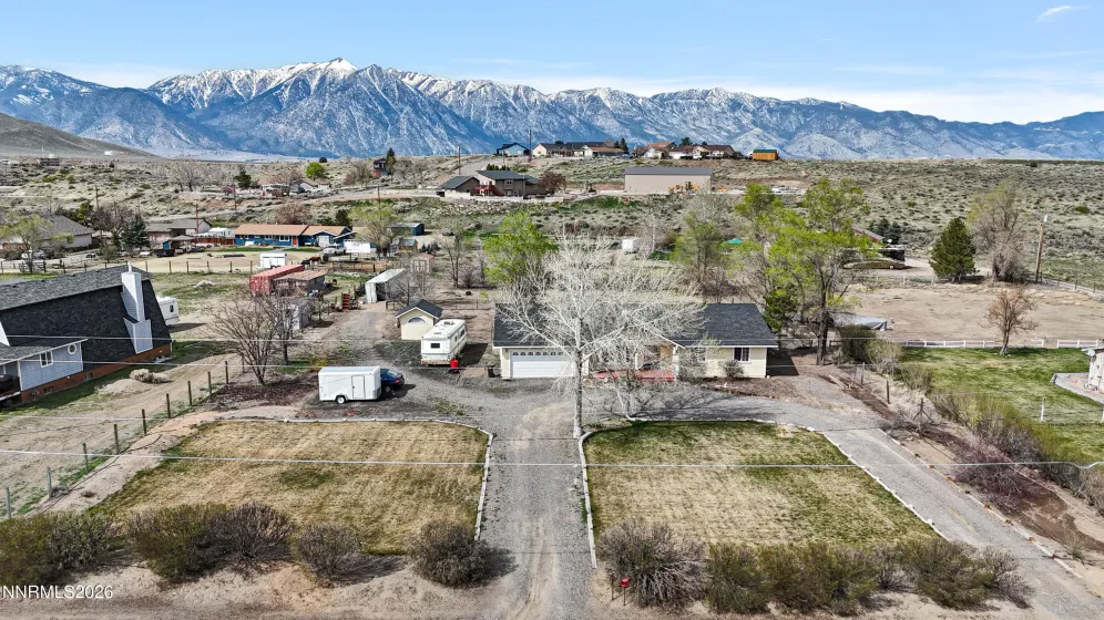 726 Pinto, Gardnerville, Nevada 89410, 3 Bedrooms Bedrooms, ,3 BathroomsBathrooms,Residential,Residential,Pinto,260003407