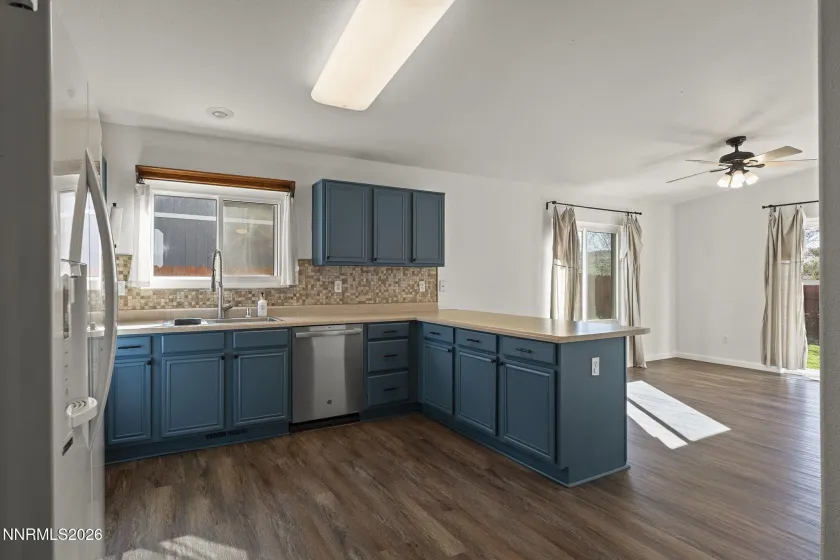 17664 Alexandria, Reno, Nevada 89508, 3 Bedrooms Bedrooms, ,2 BathroomsBathrooms,Residential,Residential,Alexandria,260003411