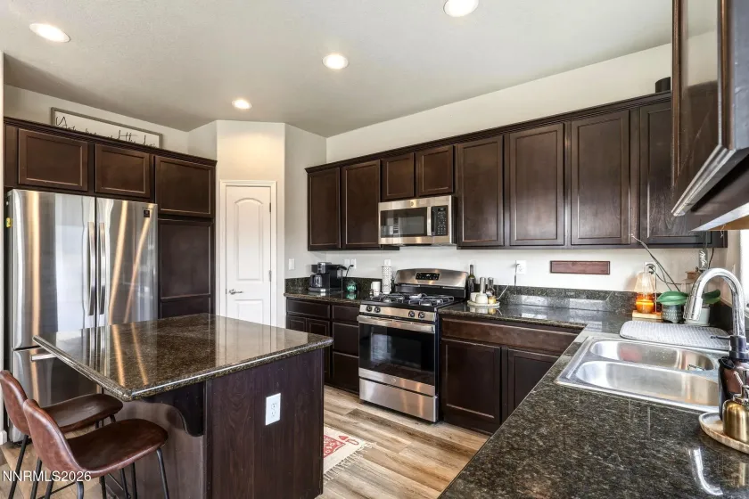 310 Alfred, Reno, Nevada 89506, 3 Bedrooms Bedrooms, ,2 BathroomsBathrooms,Residential,Residential,Alfred,260003413