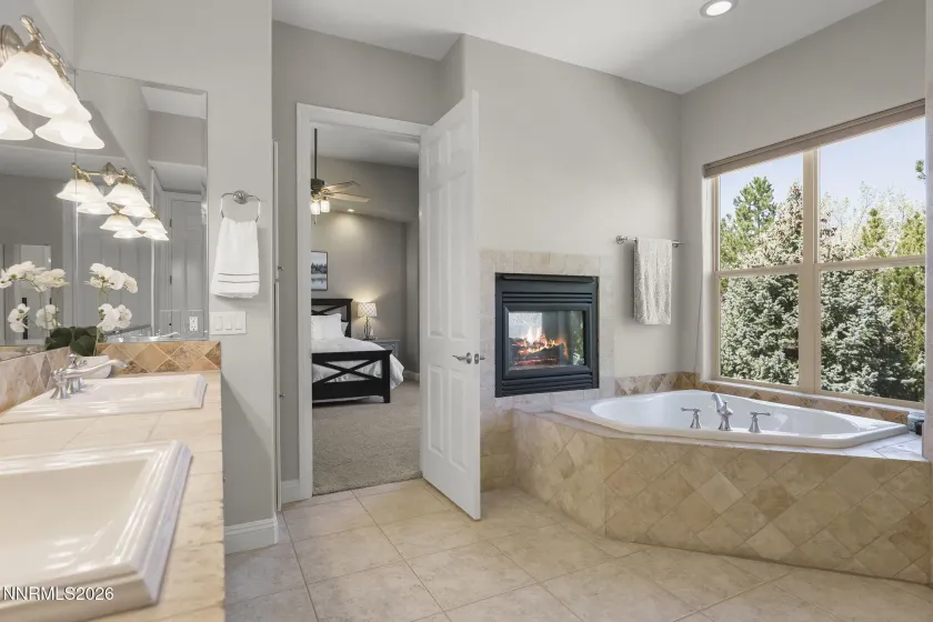 4995 Mountainshyre, Reno, Nevada 89519, 4 Bedrooms Bedrooms, ,5 BathroomsBathrooms,Residential,Residential,Mountainshyre,260003417