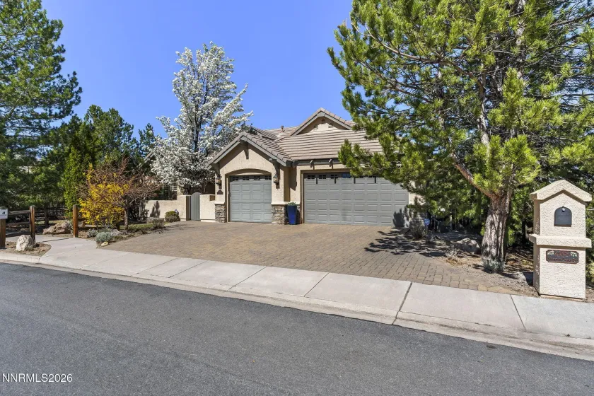 4995 Mountainshyre, Reno, Nevada 89519, 4 Bedrooms Bedrooms, ,5 BathroomsBathrooms,Residential,Residential,Mountainshyre,260003417