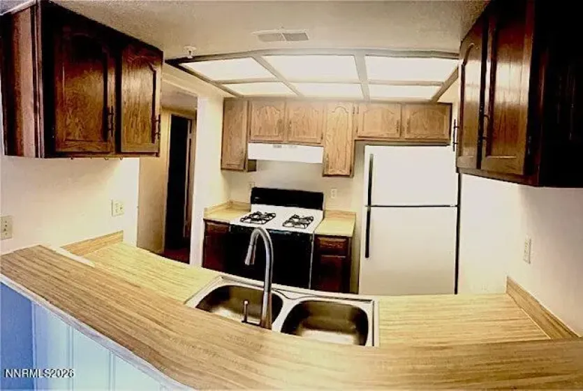 754 Boulder, Stateline, Nevada 89449, 2 Bedrooms Bedrooms, ,2 BathroomsBathrooms,Residential,Residential,Boulder,260003421