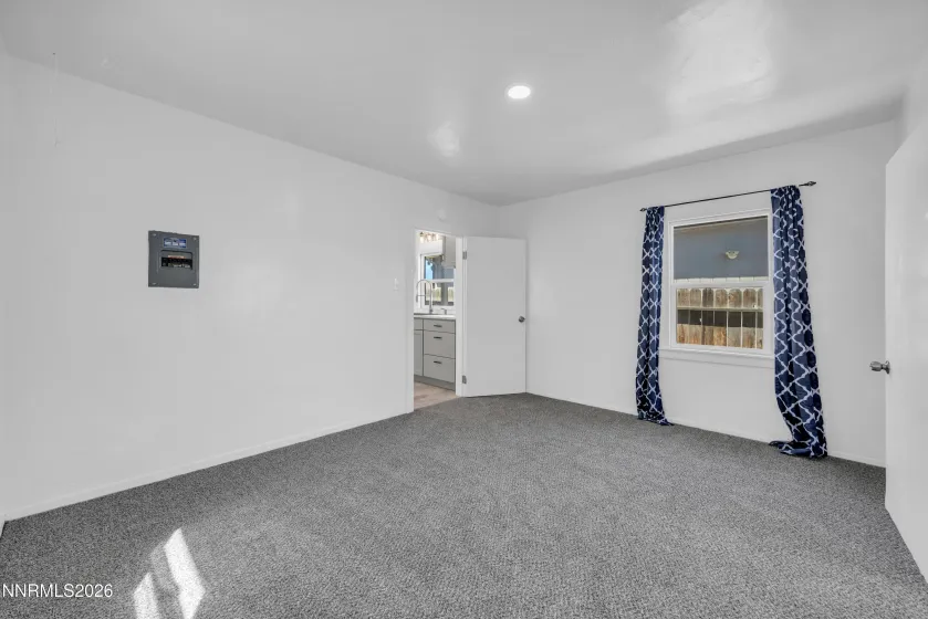 1739 Hymer, Sparks, Nevada 89431, 1 Bedroom Bedrooms, ,1 BathroomBathrooms,Residential,Residential,Hymer,260003422