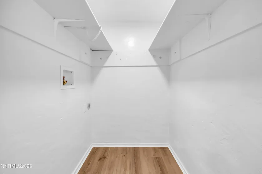 1739 Hymer, Sparks, Nevada 89431, 1 Bedroom Bedrooms, ,1 BathroomBathrooms,Residential,Residential,Hymer,260003422