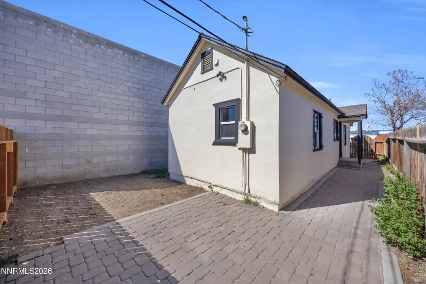 1739 Hymer, Sparks, Nevada 89431, 1 Bedroom Bedrooms, ,1 BathroomBathrooms,Residential,Residential,Hymer,260003422