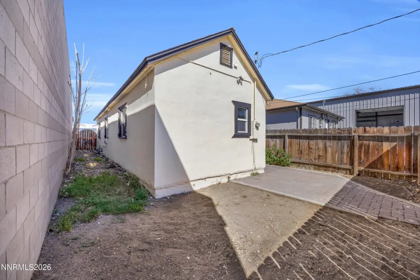 1739 Hymer, Sparks, Nevada 89431, 1 Bedroom Bedrooms, ,1 BathroomBathrooms,Residential,Residential,Hymer,260003422