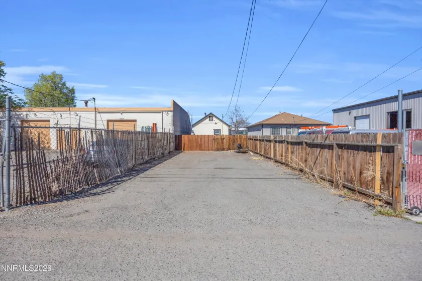 1739 Hymer, Sparks, Nevada 89431, 1 Bedroom Bedrooms, ,1 BathroomBathrooms,Residential,Residential,Hymer,260003422