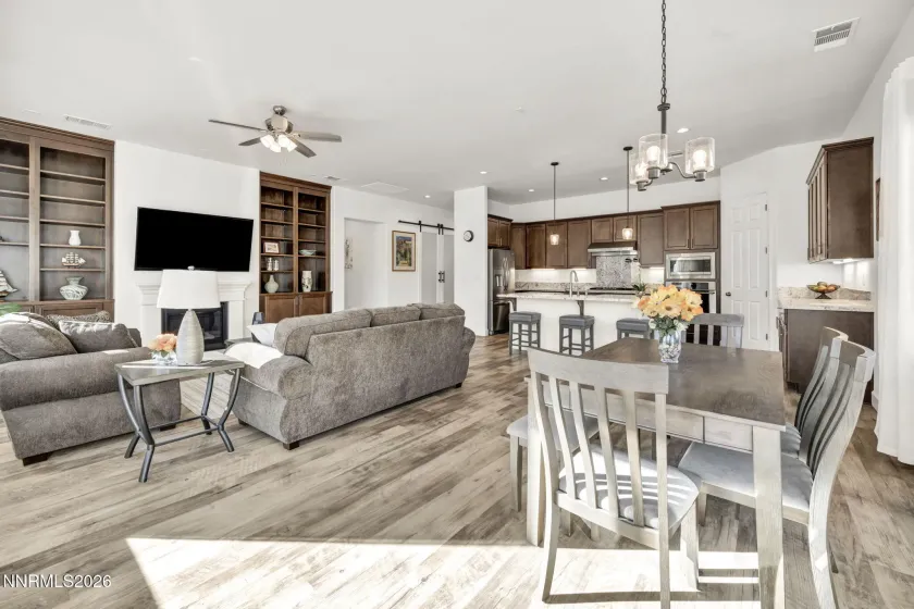 11638 Vista Park, Spanish Springs, Nevada 89441, 4 Bedrooms Bedrooms, ,3 BathroomsBathrooms,Residential,Residential,Vista Park,260003425