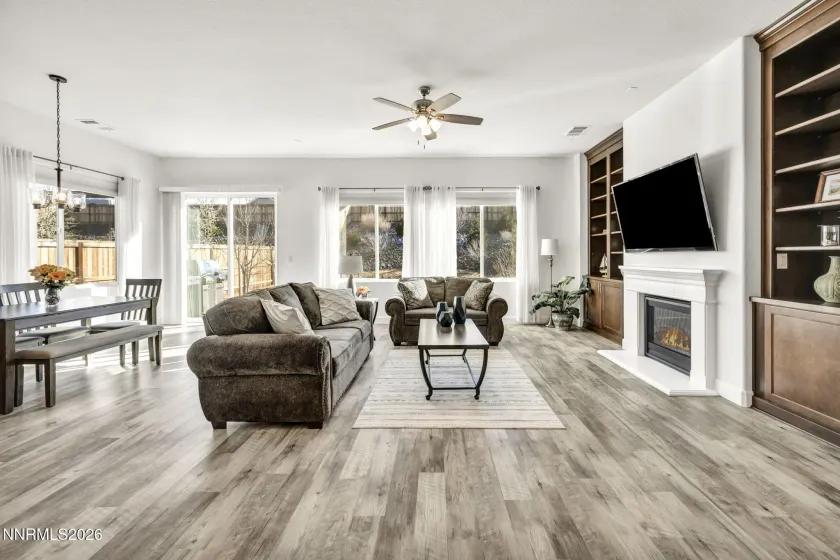 11638 Vista Park, Spanish Springs, Nevada 89441, 4 Bedrooms Bedrooms, ,3 BathroomsBathrooms,Residential,Residential,Vista Park,260003425