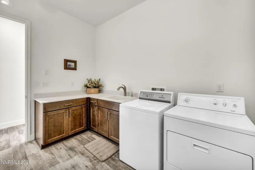 11638 Vista Park, Spanish Springs, Nevada 89441, 4 Bedrooms Bedrooms, ,3 BathroomsBathrooms,Residential,Residential,Vista Park,260003425