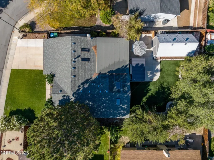 876 Pinewood, Sparks, Nevada 89434, 3 Bedrooms Bedrooms, ,2 BathroomsBathrooms,Residential,Residential,Pinewood,260003430