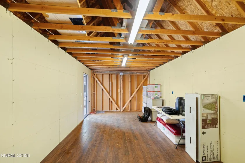 876 Pinewood, Sparks, Nevada 89434, 3 Bedrooms Bedrooms, ,2 BathroomsBathrooms,Residential,Residential,Pinewood,260003430