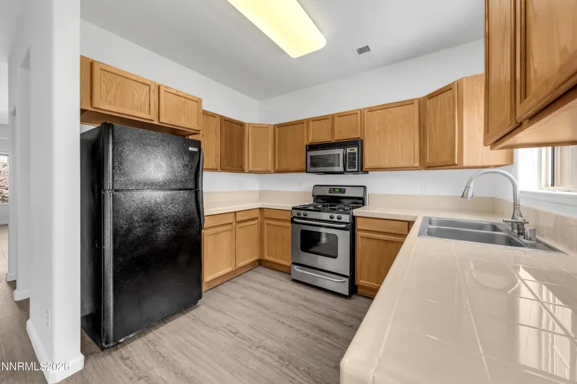 4574 Kathleen Denise, Reno, Nevada 89503, 2 Bedrooms Bedrooms, ,3 BathroomsBathrooms,Residential,Residential,Kathleen Denise,260003431