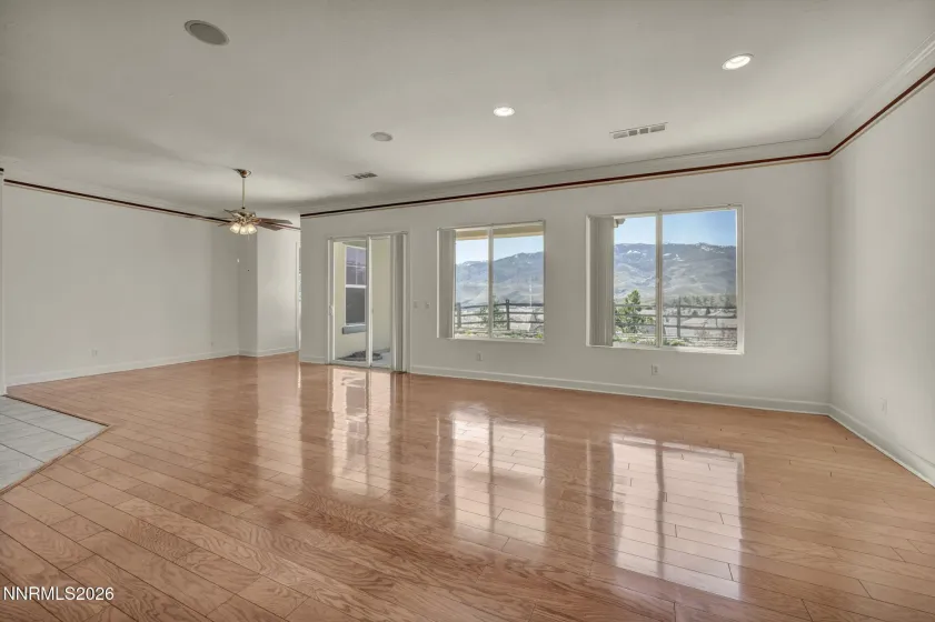 9160 Mount Pleasant, Reno, Nevada 89523, 3 Bedrooms Bedrooms, ,2 BathroomsBathrooms,Residential,Residential,Mount Pleasant,260003401