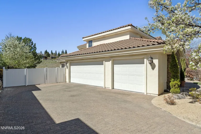 4241 Dant, Reno, Nevada 89509, 4 Bedrooms Bedrooms, ,4 BathroomsBathrooms,Residential,Residential,Dant,260003409