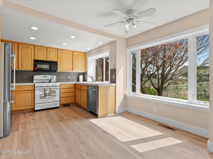 3056 Alpine Creek, Reno, Nevada 89519, 3 Bedrooms Bedrooms, ,3 BathroomsBathrooms,Residential,Residential,Alpine Creek,260003429