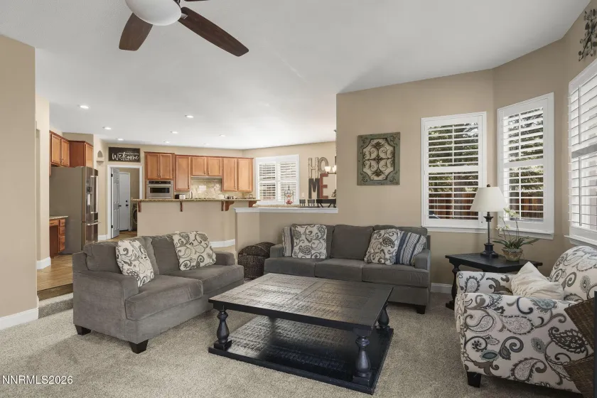 6899 Cinnamon, Sparks, Nevada 89436, 4 Bedrooms Bedrooms, ,3 BathroomsBathrooms,Residential,Residential,Cinnamon,260003432