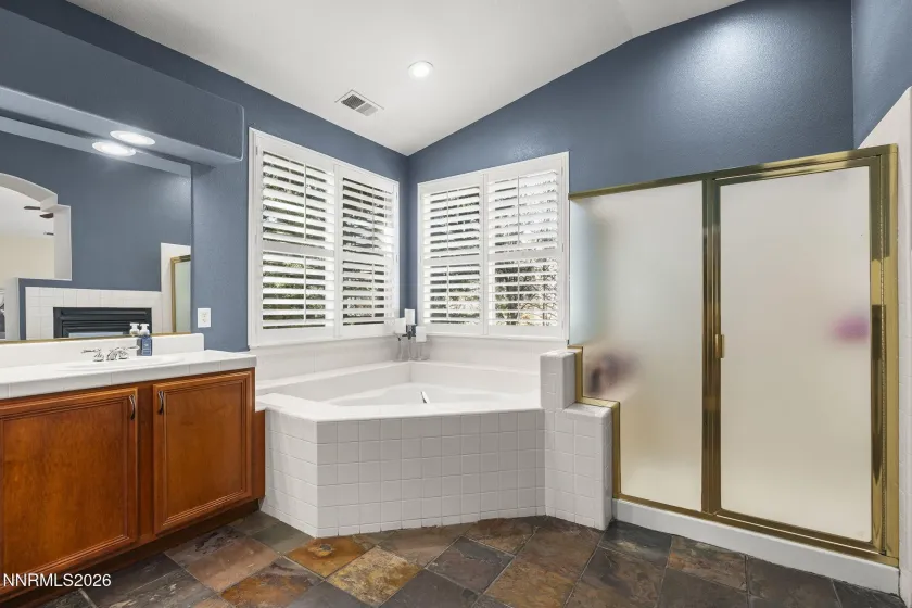 6899 Cinnamon, Sparks, Nevada 89436, 4 Bedrooms Bedrooms, ,3 BathroomsBathrooms,Residential,Residential,Cinnamon,260003432