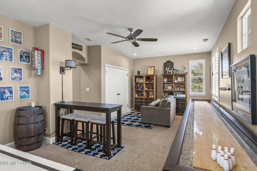 6899 Cinnamon, Sparks, Nevada 89436, 4 Bedrooms Bedrooms, ,3 BathroomsBathrooms,Residential,Residential,Cinnamon,260003432