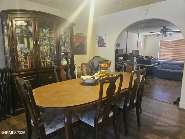 4360 Camino Lindo, Reno, Nevada 89502, 4 Bedrooms Bedrooms, ,3 BathroomsBathrooms,Residential,Residential,Camino Lindo,260003433