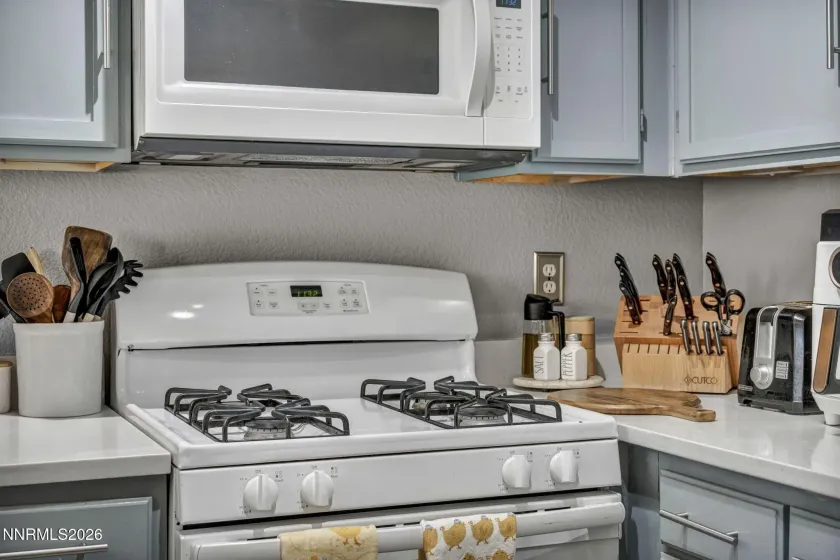 5650 El Paseo, Sparks, Nevada 89436, 2 Bedrooms Bedrooms, ,3 BathroomsBathrooms,Residential,Residential,El Paseo,260003436