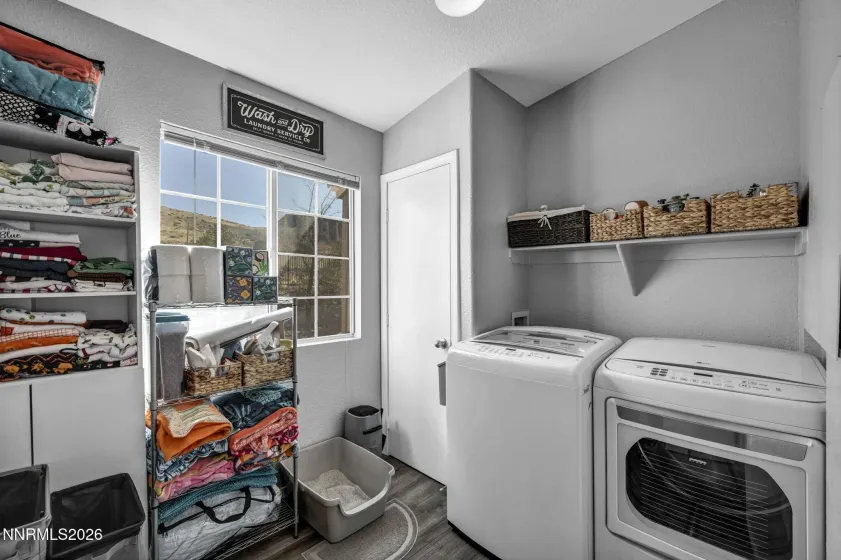 5650 El Paseo, Sparks, Nevada 89436, 2 Bedrooms Bedrooms, ,3 BathroomsBathrooms,Residential,Residential,El Paseo,260003436